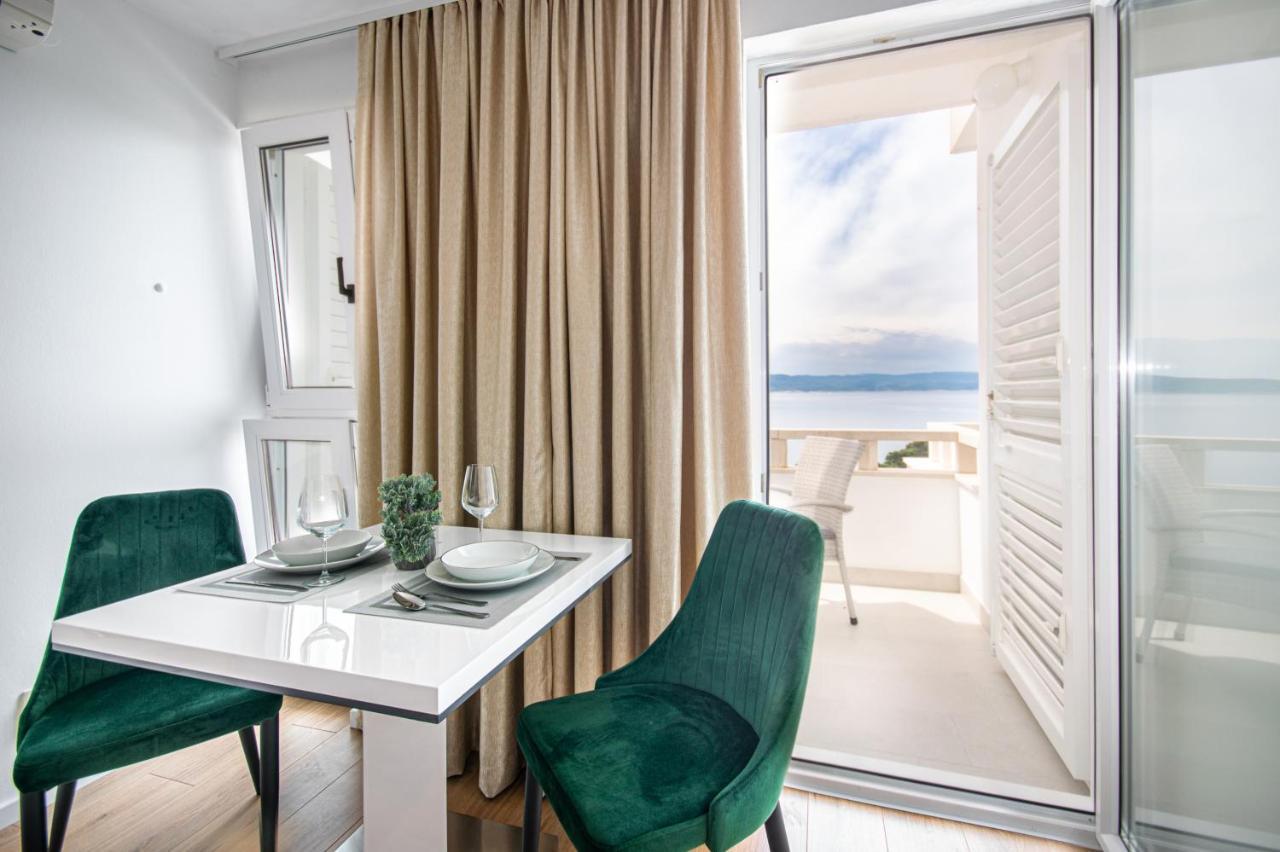 Apartments Klement Брела Экстерьер фото