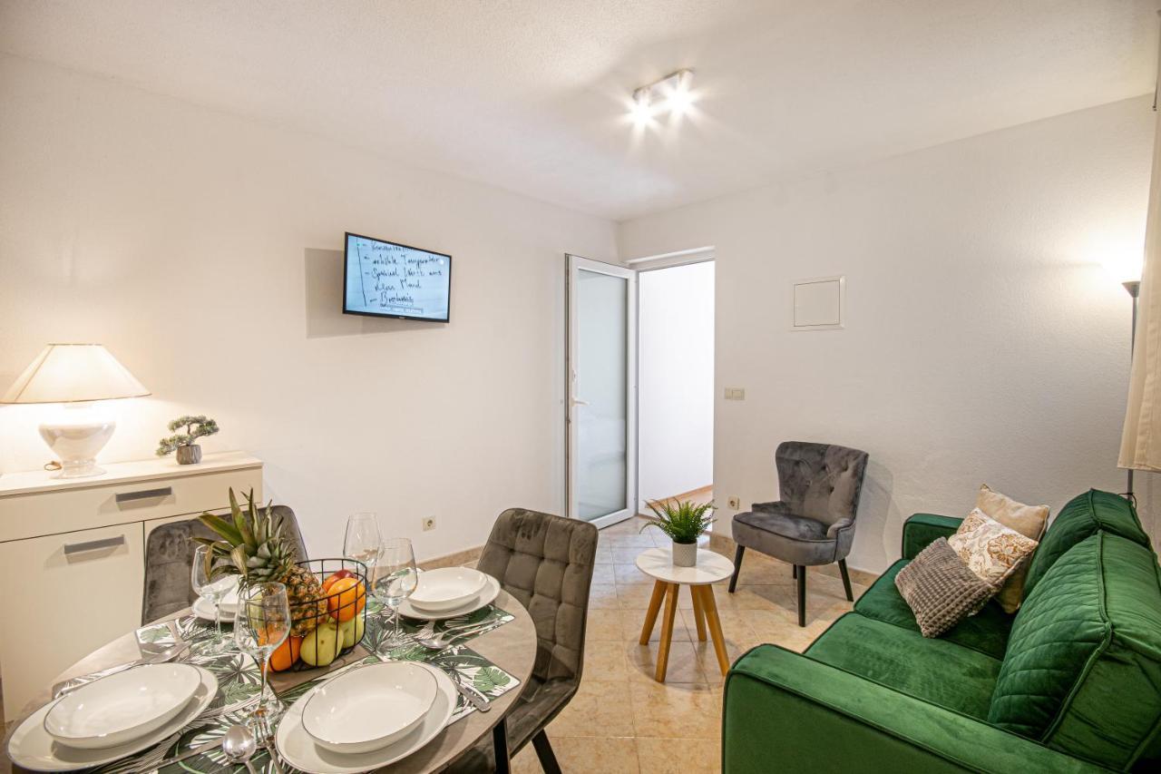 Apartments Klement Брела Экстерьер фото